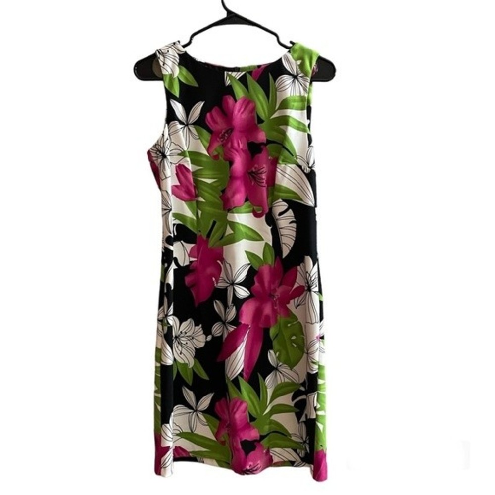 Dress Barn tropical/floral print dress. Sleeveless. Women’s size 10.